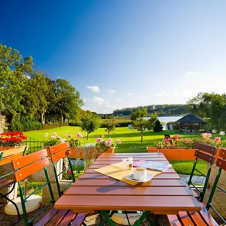 Ferienpension Seeblick Neuensien