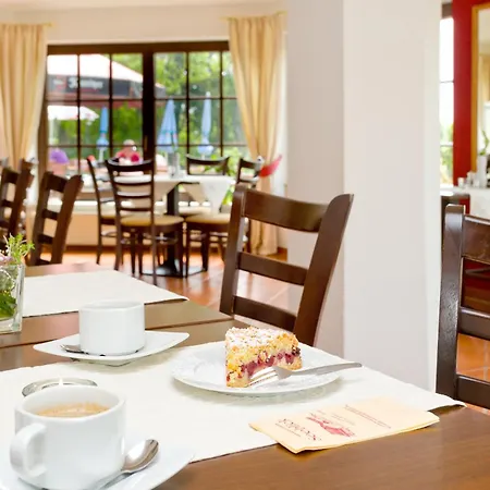 Hotell Ferienpension Seeblick 2*