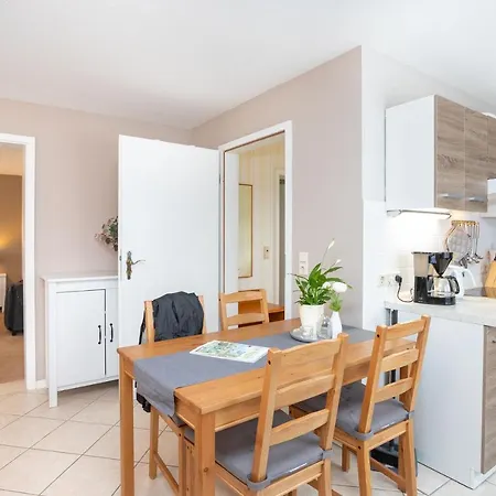 Hotell Ferienpension Seeblick Neuensien