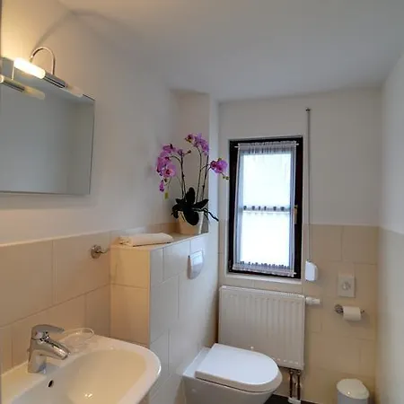 Hotell Ferienpension Seeblick Neuensien