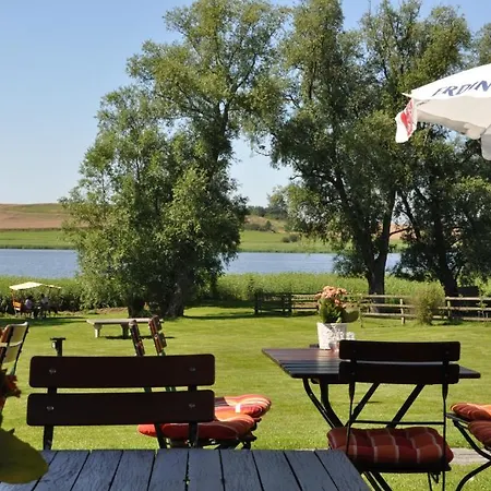 Ferienpension Seeblick 2*