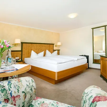 Hotell Ferienpension Seeblick Neuensien